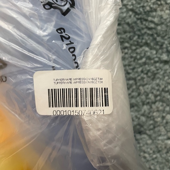 Tupperware tumblers - Picture 3 of 4